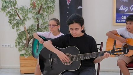 Başkan Çerçioğlu’ndan Geleceğin Müzisyenlerine Destek: Aydınlı Çocuklar Yaz Tatilini Müzikle Geçiriyor