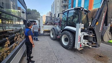 Bayraklı’da kaldırım işgallerine geçit yok