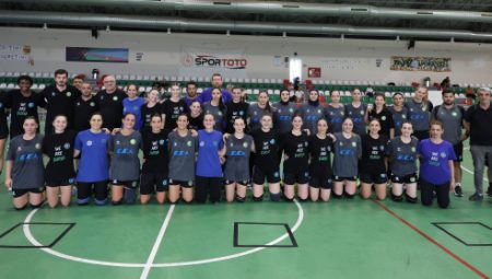 Bursa Büyükşehir Belediyespor, Manisa’yı farkla geçti