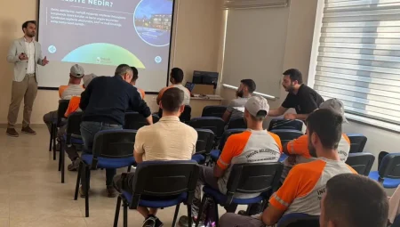 Bursa İnegöl’de yeni personellere oryantasyon