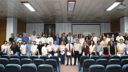BUÜ’de başarılı akademisyenler ödüllendiriliyor – İGF HABER