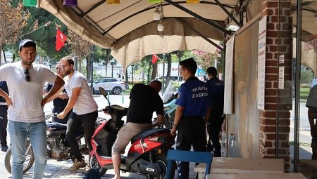 Büyükşehir’den Ahmetli’de Kaldırım İşgallerine Denetim