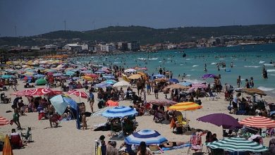 Çeşme Belediyesi plajları bir kez daha Mavi Bayrak kazandı