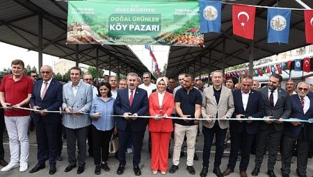 Doğal Ürünler ve Köy Pazarı Hizmete Açıldı