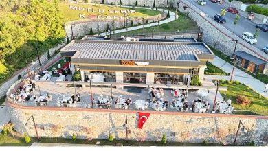 En mutlu ‘Evet’ler bu salonda yankılanıyor