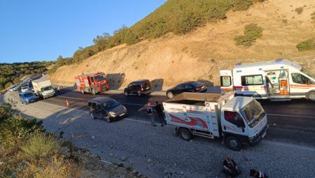 Fıstık işçilerini taşıyan minibüs kontrolden çıktı: 22 yaralı