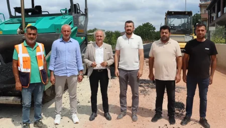 İzmit Belediyesinden Kabaoğlu’nda yoğun asfalt çalışması