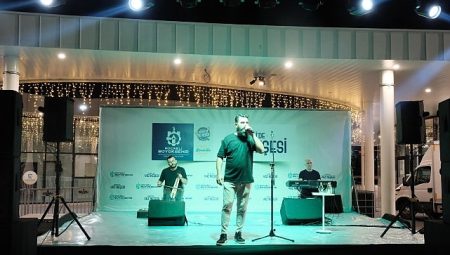 Karadeniz rüzgârı Milli İrade Meydanı’nda esti