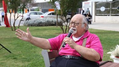 Karşıyaka ‘İzmir Baba’yı unutmadı!