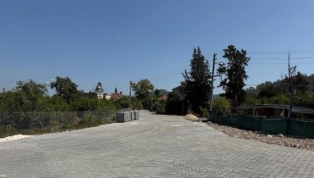 Kemer’de altyapı çalışmaları devam ediyor