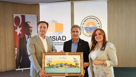 Kentsel Dönüşümde Belediye ve İMSİAD İşbirliği