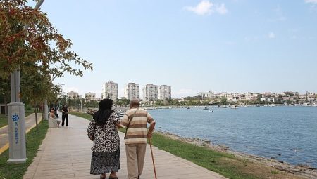 Kocaeli’nin çınarlarına hem tatil hem eğitim imkânı