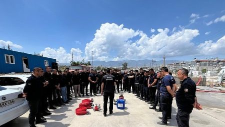 Konya ve Hatay İtfaiyelerinden Eğitimde Örnek İş Birliği