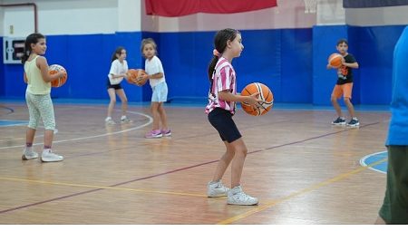 Maltepe Belediyesi Yaz spor okulu 2. dönem başladı.