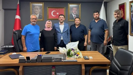 Manisa Balıkesirliler Derneği’nden AK Parti’ye ziyaret