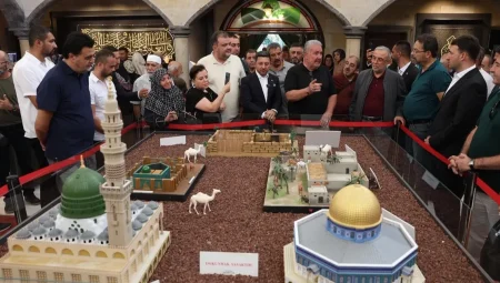 Mukaddes Emanetler Sergisi Nevşehir’de açıldı