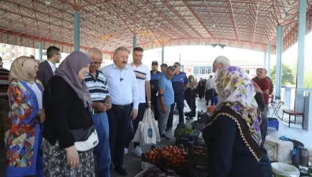 Mustafa Palancıoğlu Kayseri Melikgazi köy pazarında