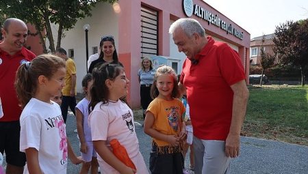 Nilüfer’de çocuklara spor sevgisi aşılanıyor