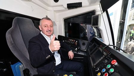 Şehir Hastanesi tramvay hattı rekor kırdı