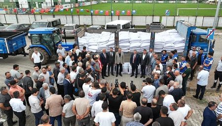 Sivas Belediyesi’nden Çiftçilere Yerli Tohum Desteği