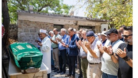 Tacettin Bayır’ın annesi son yolculuğuna uğurlandı