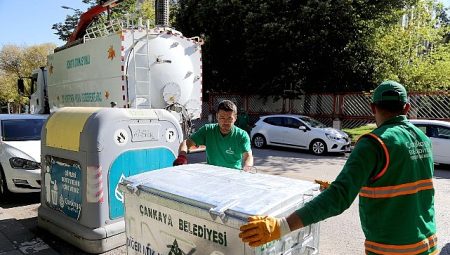 Tertemiz Çankaya için yeni çöp konteynerleri