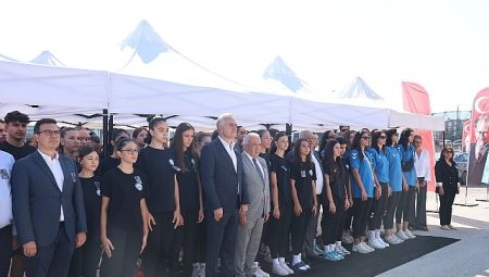 Voleybolcu Lopez vefatının 1. yıl dönümünde anıldı