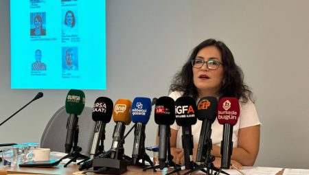 Bursalı mimarlardan itibar suikastine tepki!
