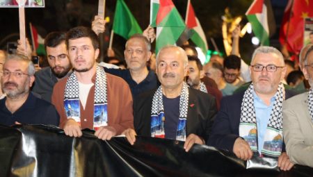 Gebzelilerden Gazze’ye destek yürüyüşü