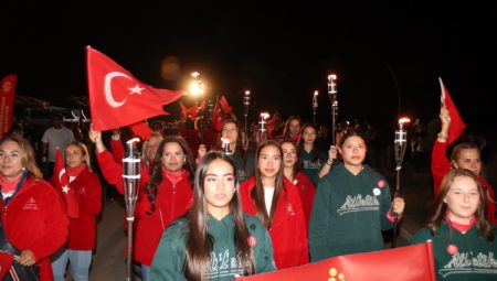YASAV 'Zafer Yürüyüşü'ne katıldı