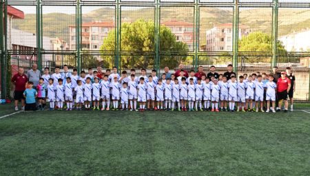 Bursa Gemlik'te yaz tatili sporla değerlendiriliyor