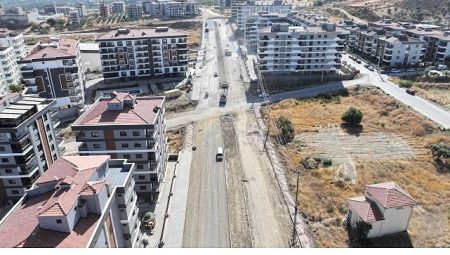 Yollar Büyükşehir’le Güzelleşiyor…