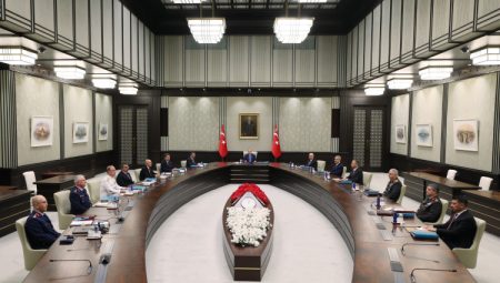 YAŞ kararları açıklandı… Yeni Genelkurmay Başkanı Selçuk Bayraktaroğlu