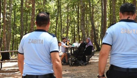 Zabıta ekipleri orman yangınlarını önlemek için denetimde