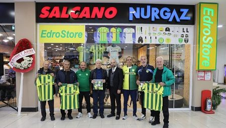 Edremitspor Taraftar Mağazası “EdroStore” hizmete açıldı