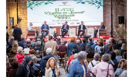 Tugay: Zeytinlikleri korumak bir kentin değil tüm ülkenin geleceğini korumaktır