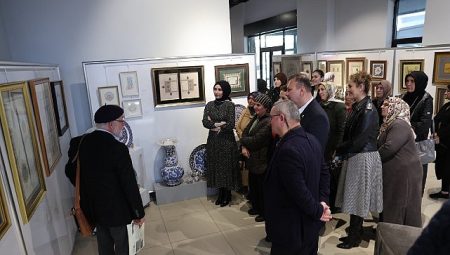 Kartepe’de Ebru Sanatı Üzerine Söyleşi